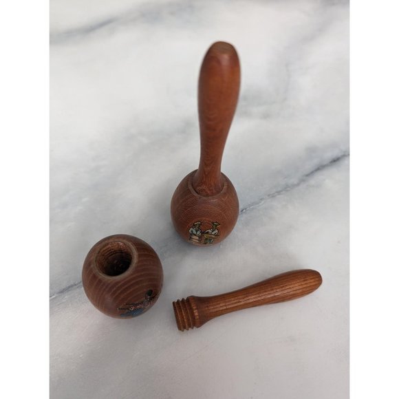 Vintage Jamaican Maracas Salt and Pepper Set - Picture 4 of 5